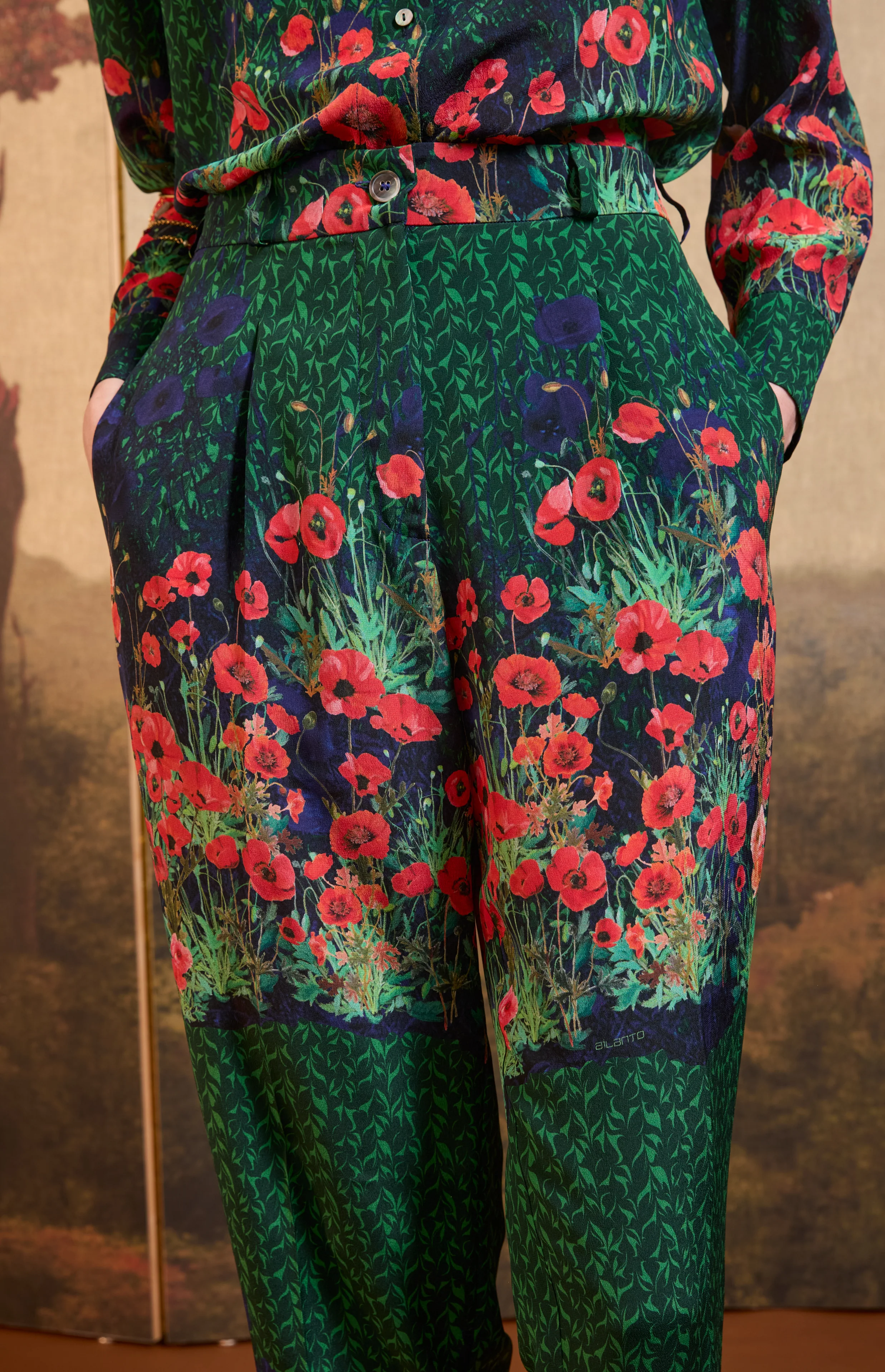 SS26-P001 Pantalón estampado "Campo de amapolas" - Image 4