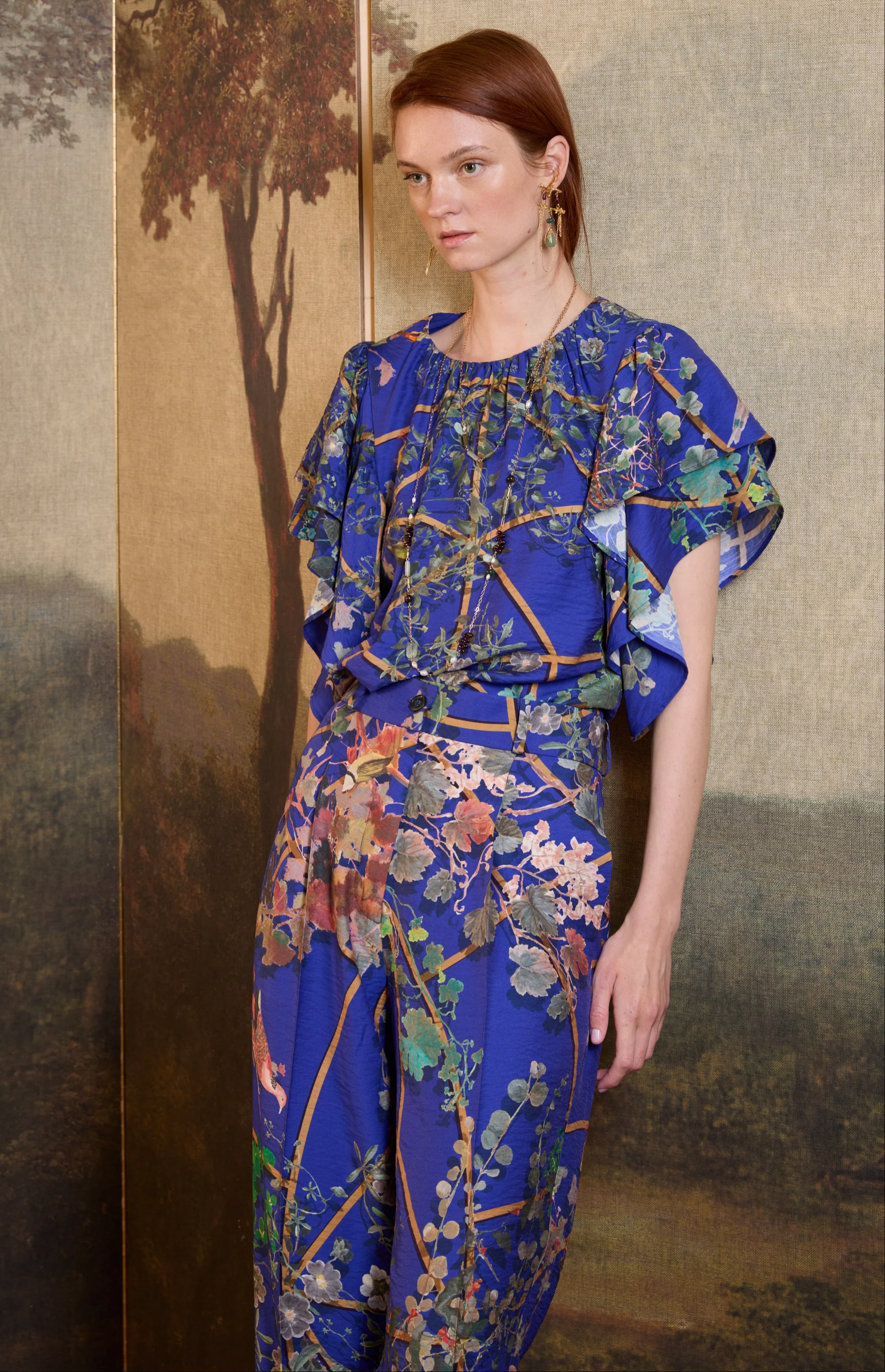 SS26-P002 Pantalón estampado "Pérgola y pájaros" - Image 3