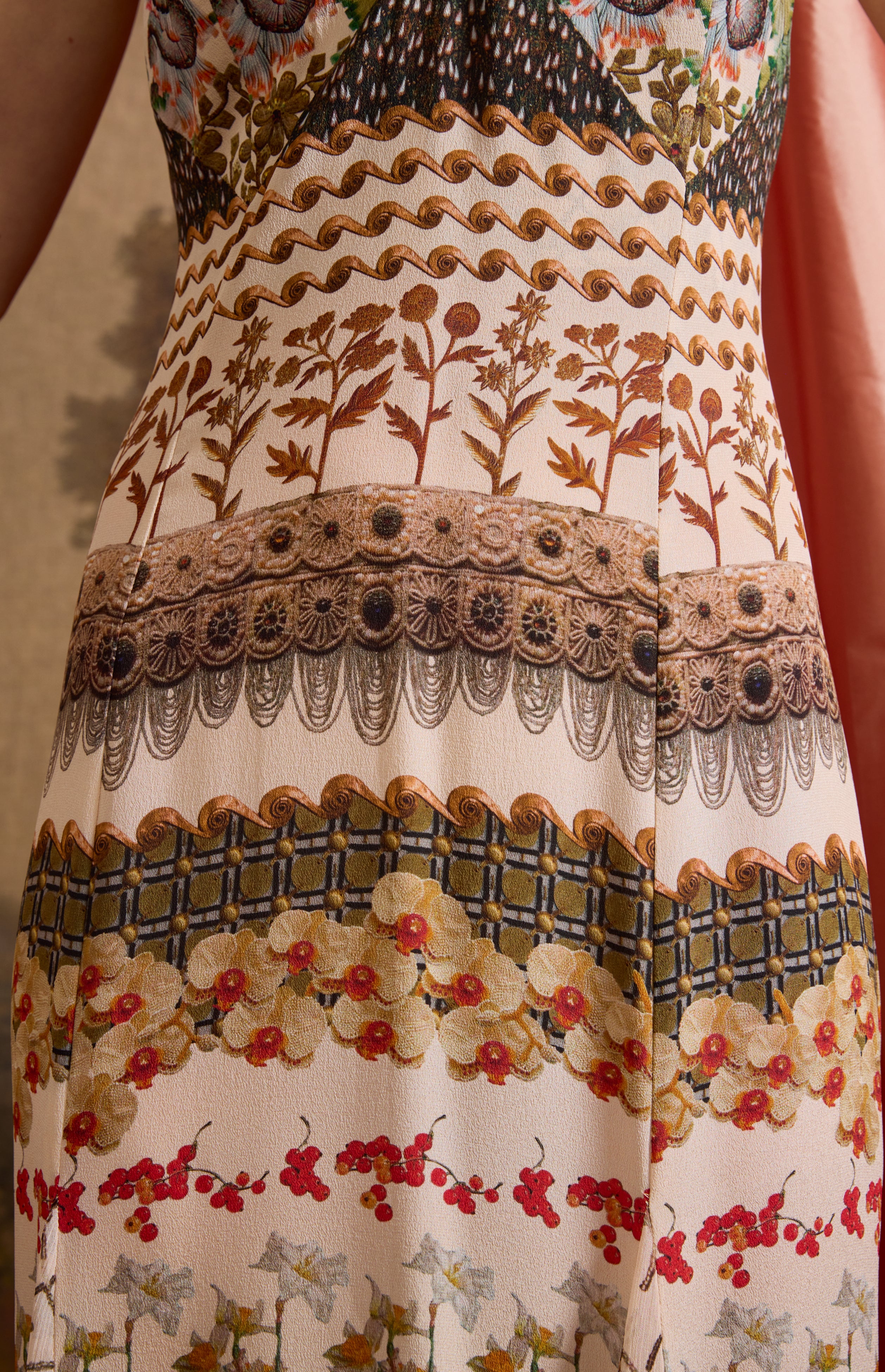 SS26-V011 Vestido tirantes estampado "Mosaicos Pompeya" - Image 4