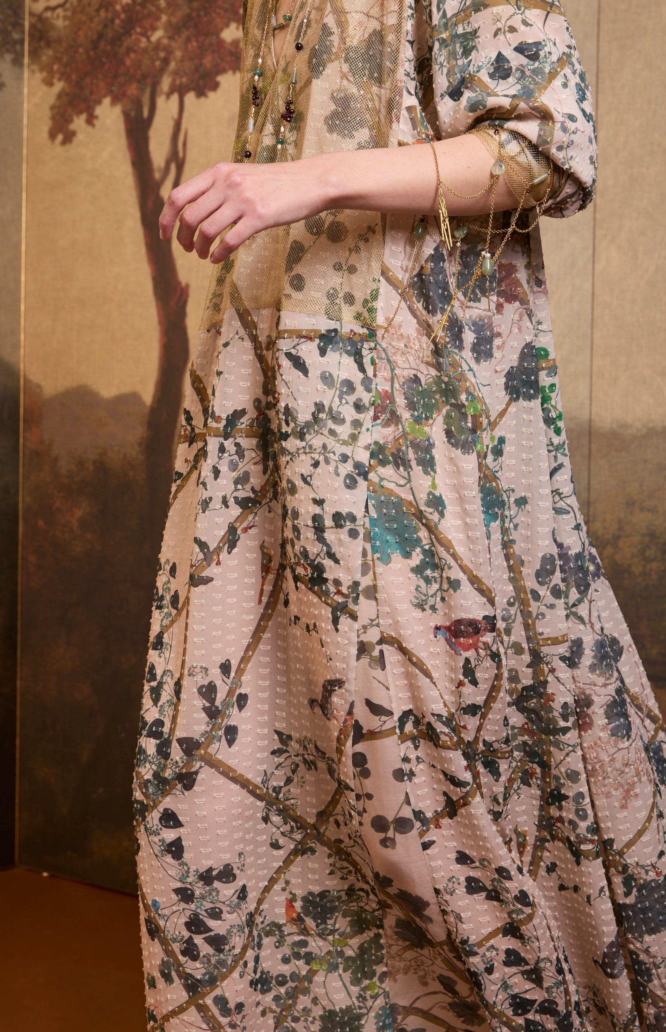 SS26-V019 Vestido kaftán estampado "Pérgola y pájaros" - Image 4