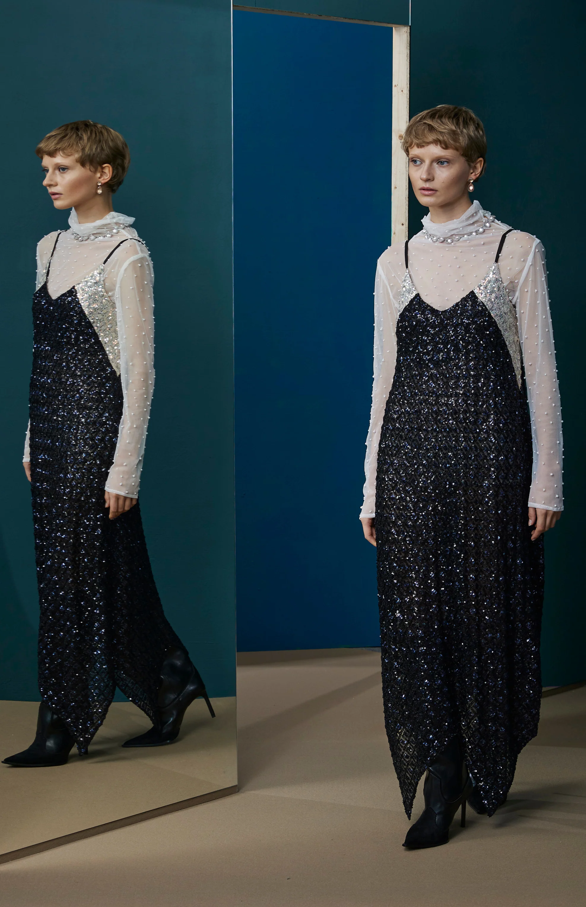 FW25-V003 Vestido de Lentejuelas Negro - Image 4